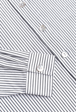 Load image into Gallery viewer, GABRIELLE Shirt woven stripes
