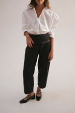 Load image into Gallery viewer, CAROLYN Shirt