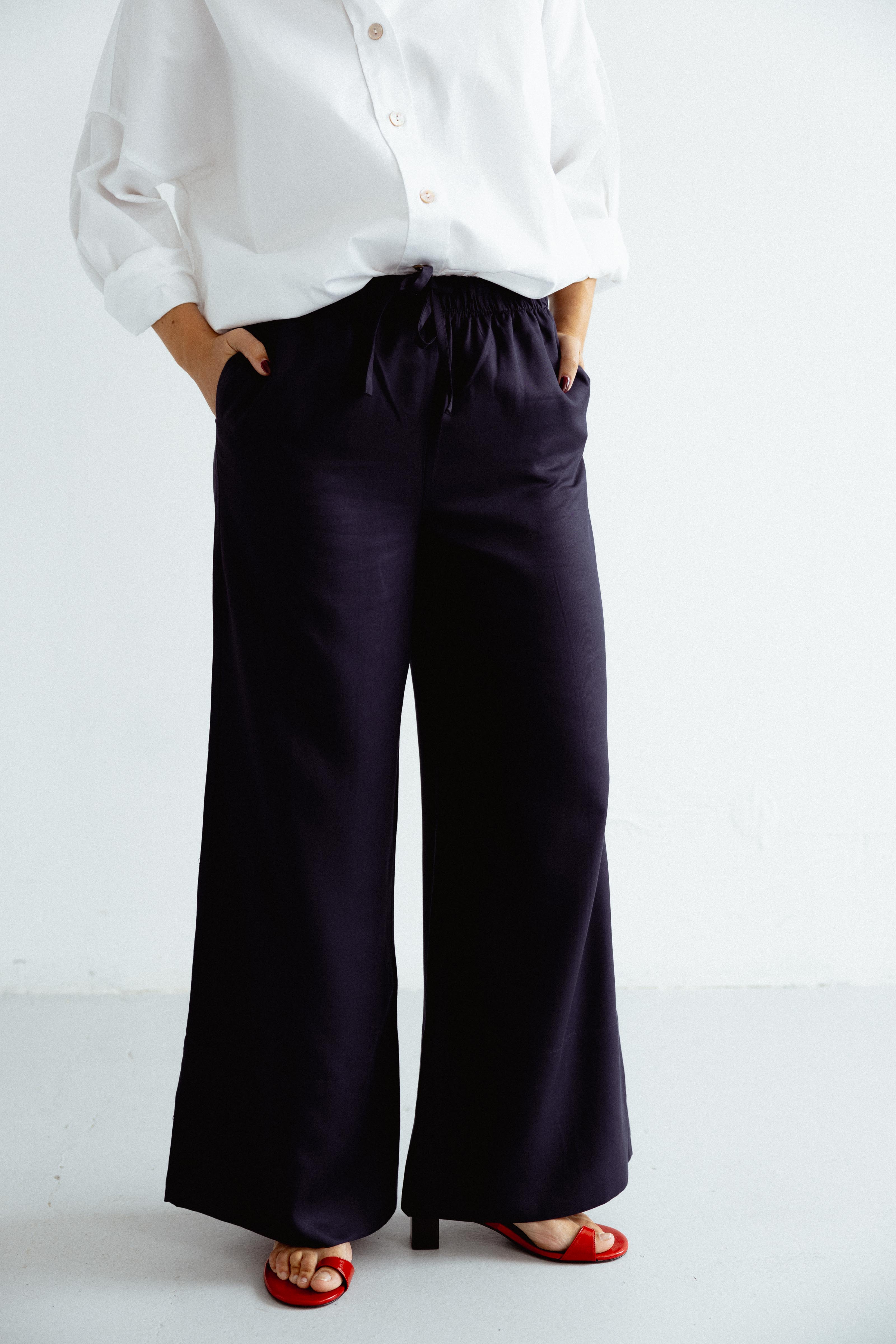 COLUMBINE Trousers Dark Blue