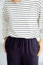 Cargar imagen en el visor de la galería, COLUMBINE Trousers Dark Blue