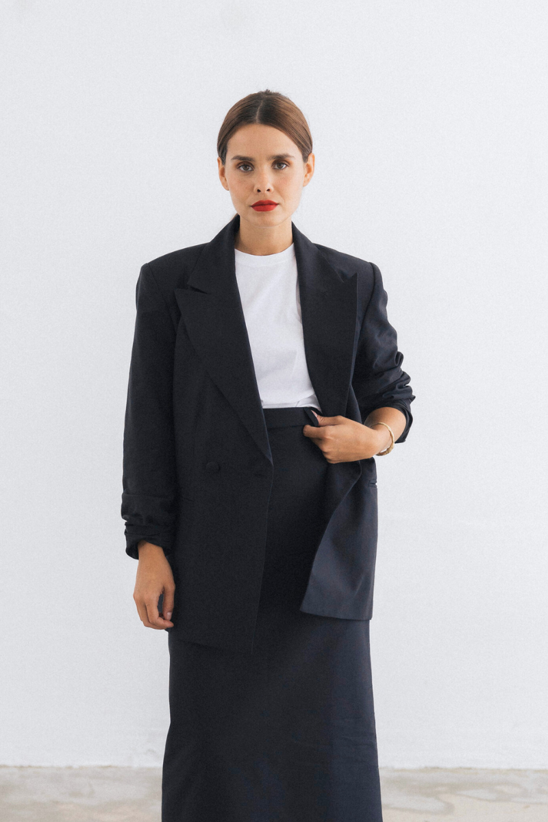 VICHU Hourglass Blazer Black