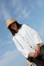 Carregar imagem no visualizador da galeria, COCO Jacket White