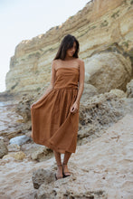 Cargar imagen en el visor de la galería, HARPER Dress Rust