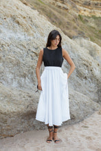 Carregar imagem no visualizador da galeria, BLAIR Dress Linen B&amp;W