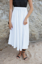 Carregar imagem no visualizador da galeria, BLAIR Dress Linen B&amp;W