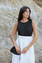 Carregar imagem no visualizador da galeria, BLAIR Dress Linen B&amp;W