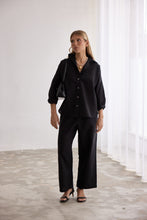 Load image into Gallery viewer, GABRIELLE Shirt Linen Black