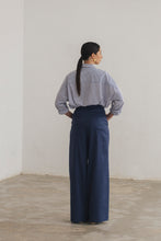 Cargar imagen en el visor de la galería, SANTIAGO Trousers Dark Blue
