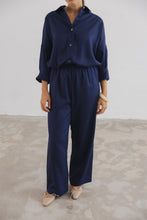 Carregar imagem no visualizador da galeria, CAROLYN Trousers Dark Blue