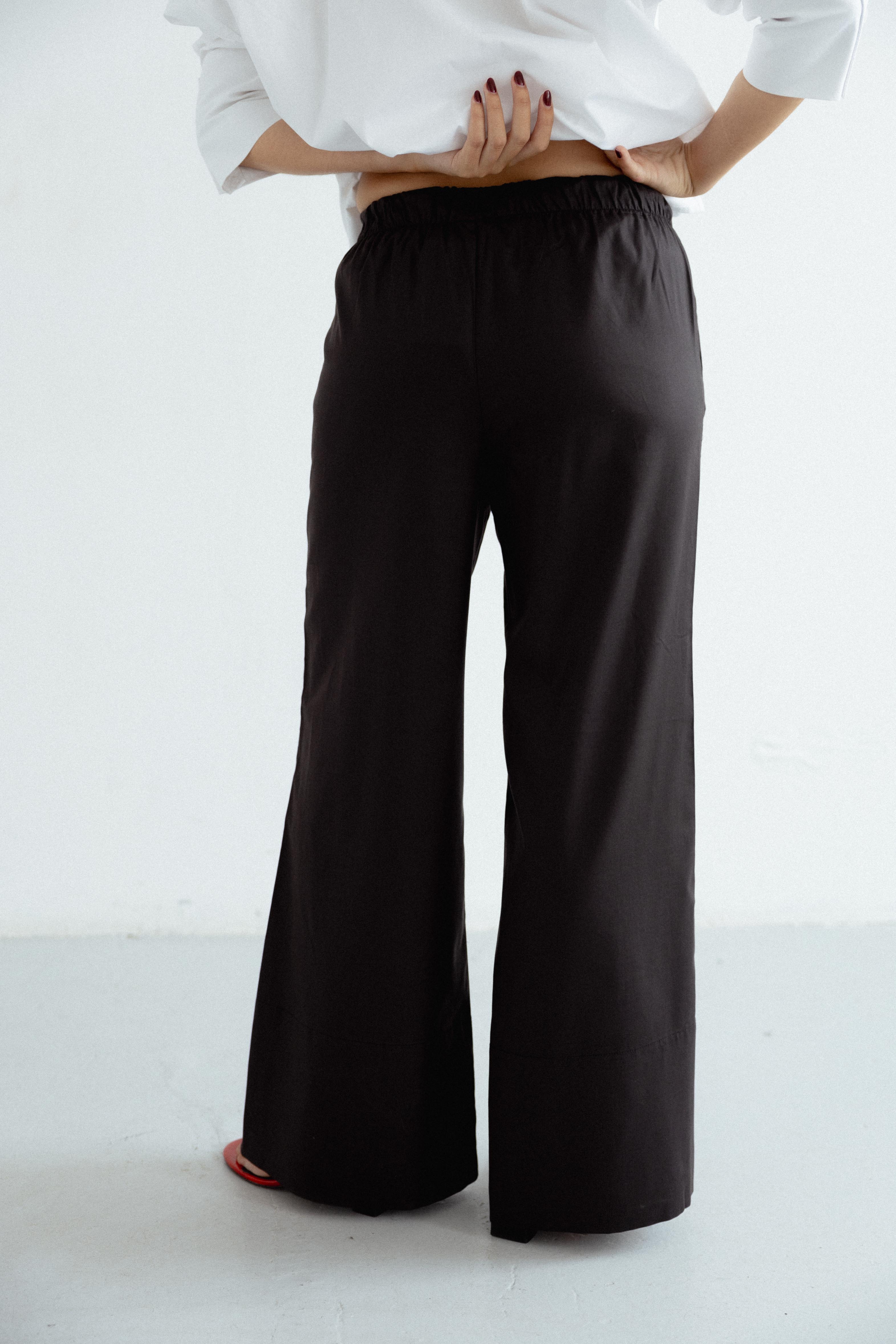 COLUMBINE Trousers Black