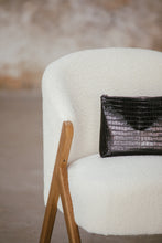 Load image into Gallery viewer, CHELSEA Leather Pouch Black